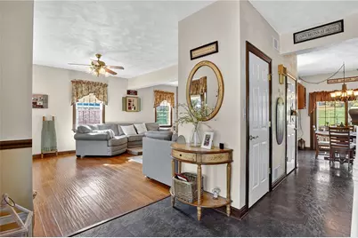 17 Mulberry Ct, Coal Center Boro, PA 15423 - Photo 6