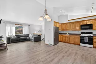 75 Coraopolis Rd, Kennedy Township, PA 15108 - Photo 8