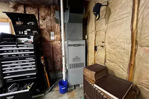 890 Woodland Rd, Sharpsville, PA 16150 - Photo 14