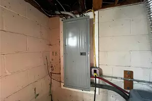 890 Woodland Rd, Sharpsville, PA 16150 - Photo 8