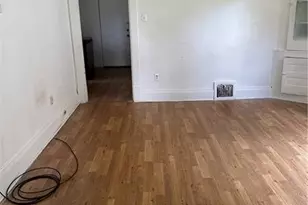 268 Malleable St, Sharon, PA 16146 - Photo 2