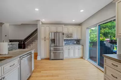 1154 Voskamp St, Pittsburgh, PA 15212 - Photo 16