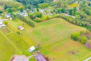 6304 Tuscarawas Rd, Ohioville, PA 15052 - Photo 12