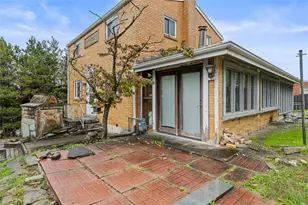 409 Cherrywood Dr, Pittsburgh, PA 15214 - Photo 38