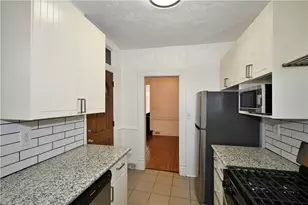 4627 Plummer St, Pittsburgh, PA 15201 - Photo 8