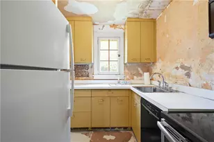 426 Sulgrave Rd, Pittsburgh, PA 15211 - Photo 28