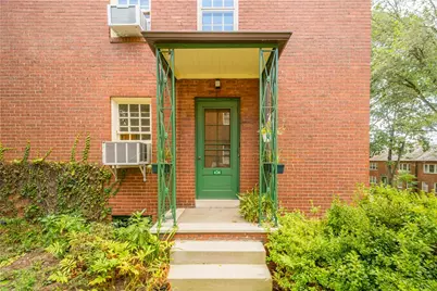 426 Sulgrave Road, Pittsburgh, PA 15211 - Photo 2