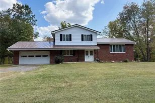 2000 Orangeville Rd, Hermitage, PA 16148 - Photo 1