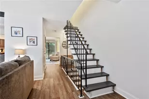 335 Woodbridge Dr, Ross Twp, PA 15237 - Photo 10