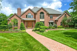 3913 Bridgewood Circle, Murrysville, PA 15668 - Photo 1