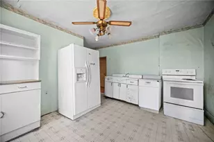 210 Melrose St, Luzerne Township, PA 15433 - Photo 8