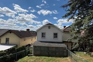 507 Indiana Ave, Glassport, PA 15045 - Photo 10