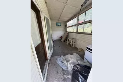 507 Indiana Avenue, Glassport, PA 15045 - Photo 6