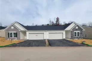 294 Olivia Dr, New Kensington, PA 15068 - Photo 2