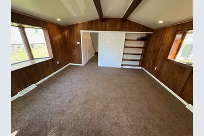 537 Indiana Avenue, Glassport, PA 15045 - Photo 18