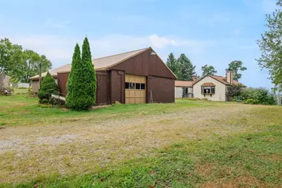 2033 McKees Rocks Road, Kennedy Township, PA 15136 - Photo 26