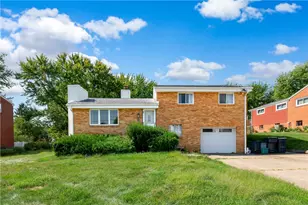 22 Rolling Rd, Cranberry Township, PA 16066 - Photo 1