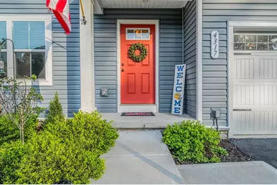 4317 Zenith Ln, South Park, PA 15129 - Photo 4