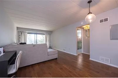 2034 Swallow Hill Rd #326, Scott Township, PA 15220 - Photo 6