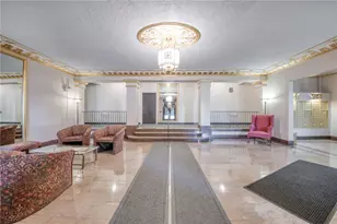 372 S Highland Ave, Pittsburgh, PA 15206 - Photo 46