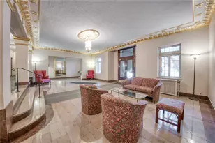 372 S Highland Ave, Pittsburgh, PA 15206 - Photo 8