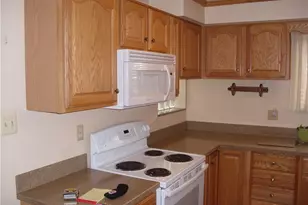 407 Greenside Ave, Canonsburg, PA 15317 - Photo 4