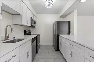 32 Bracken Pl, Pittsburgh, PA 15239 - Photo 6