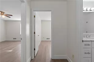 32 Bracken Pl, Pittsburgh, PA 15239 - Photo 16