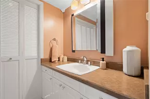 2121 Magnolia St, Spring Hill, PA 15212 - Photo 16