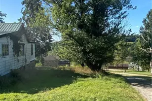 1227 S Hewitt Ave, Canton Township, PA 15301 - Photo 8