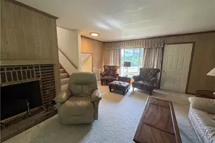 2185 Morgantown Rd, Georges Township, PA 15401 - Photo 6