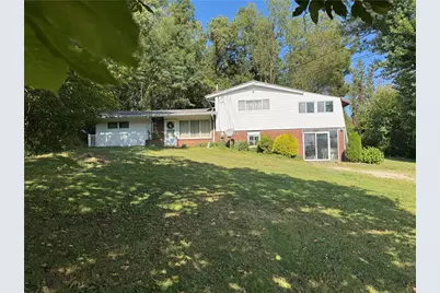 2185 Morgantown Rd, Georges Township, PA 15401 - Photo 2