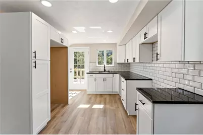 439 Elwood Dr, Pittsburgh, PA 15235 - Photo 8