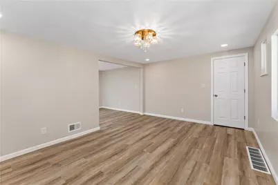 439 Elwood Dr, Pittsburgh, PA 15235 - Photo 4