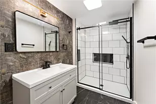 439 Elwood Dr, Pittsburgh, PA 15235 - Photo 22