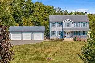 3251 Grandview Rd, Perry Township, PA 16117 - Photo 4