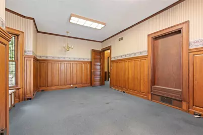 27 S College St, Washington, PA 15301 - Photo 8