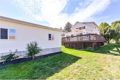 408 Michigan Avenue, Jeannette, PA 15644 - Photo 4