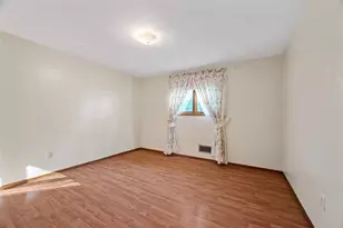 54 Lilmont Dr, Pittsburgh, PA 15218 - Photo 20