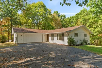 595 Euclid Rd, Clay Township, PA 16061 - Photo 1