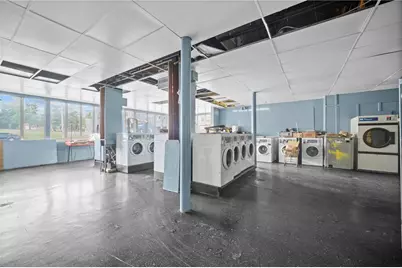 7044 Frankstown Ave, Homewood Brushton, PA 15208 - Photo 4