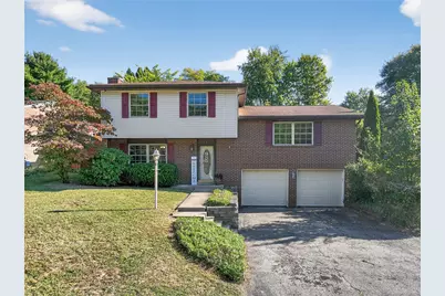 633 Stamford Dr, Hempfield Township, PA 15601 - Photo 1