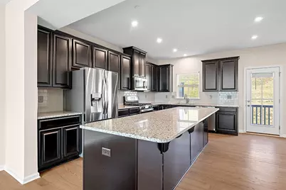 4009 Crown Dr, South Park, PA 15129 - Photo 6