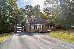 121 Galazia Ln, Mahoning Township, PA 16116 - Photo 1