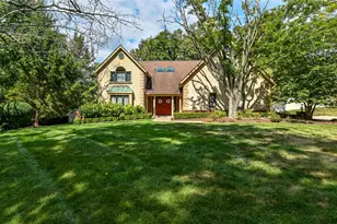 4267 Laurel Ridge Dr, Hampton, PA 15101 - Photo 1