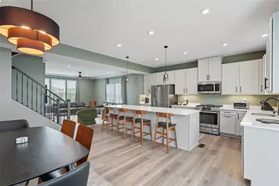 481 Nolan Cir, Cranberry Township, PA 16066 - Photo 2