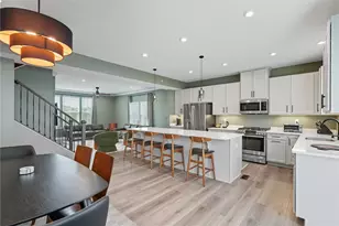 481 Nolan Cir, Cranberry Township, PA 16066 - Photo 2