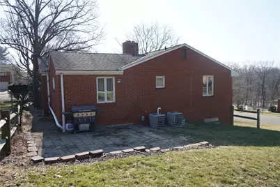 185 Peach Dr, Pittsburgh, PA 15236 - Photo 24