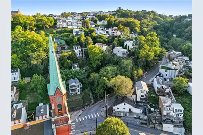 121 Brosville St, Pittsburgh, PA 15203 - Photo 1