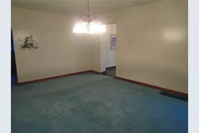 915 Highview Ave, Harmony Township, PA 15005 - Photo 10